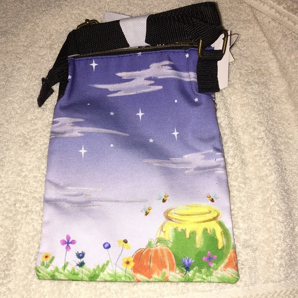 🎃Disney Winnie The Pooh Halloween Passport Crossbody Bag & Cardholder - Picture 8 of 12